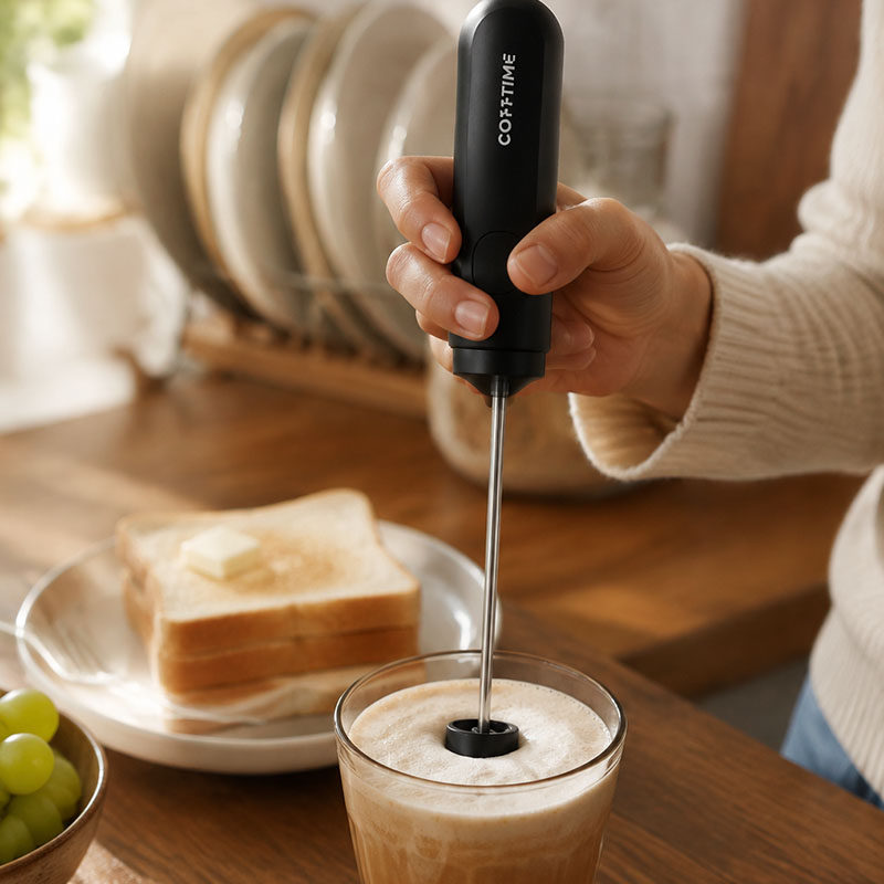 Montalatte elettrico per caffè - Electric Milk Frother Handheld recensione e prezzo